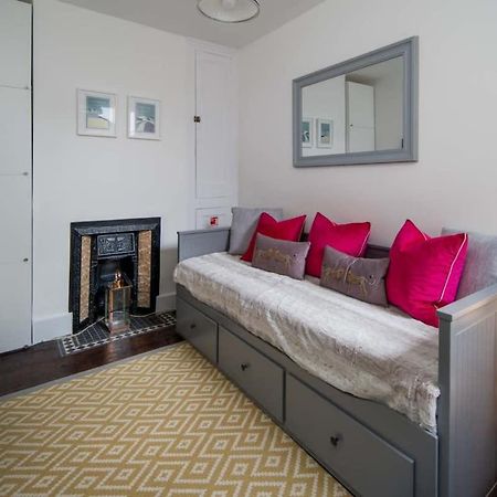 Firefly House Villa Cowes  Eksteriør bilde